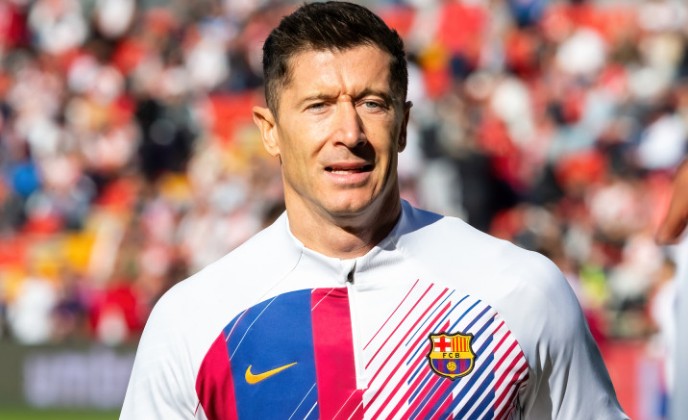 Sport.es : برشلونة يعتبر أربعة لاعبين بدائل محتملة لكوندي