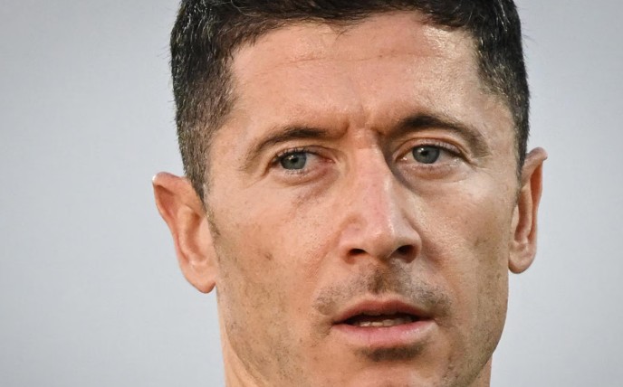 قيم فليك فرص ليفاندوفسكي في اللعب في مباراة الإياب من نصف نهائي دوري أبطال أوروبا مع إنتر