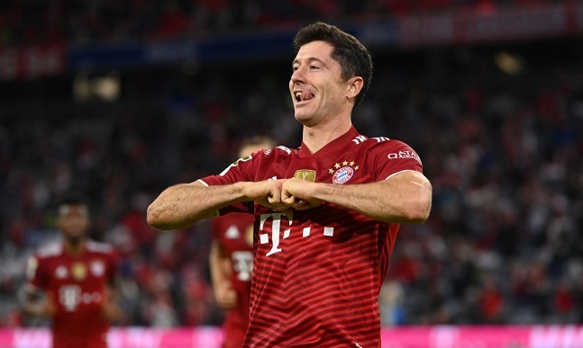 أطلق فرانكي دي جونغ وكيله ، ولهذا السبب لا يستطيع برشلونة التفاوض مع اللاعب